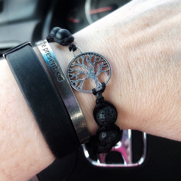 Tree of Life Natural Stone Black Lava Rock Unisex Adjustable Cord Bracelet NEW - Picture 2 of 11